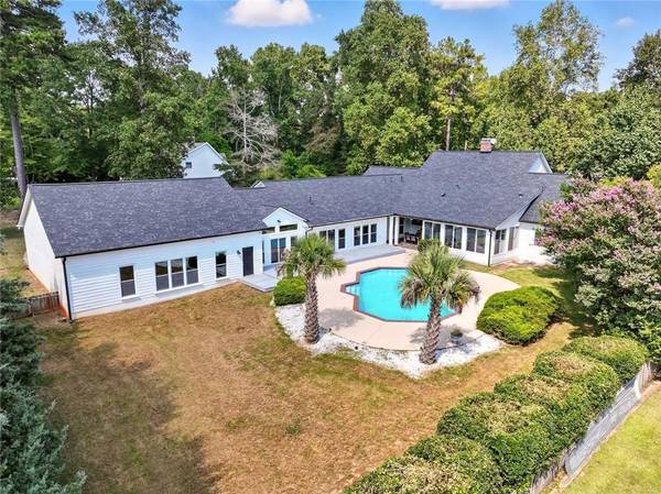 8675 Lake Forest DR, Jonesboro, GA 30236
