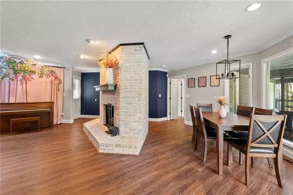 Lawrenceville, GA 30043,1294 Hillcrest WAY