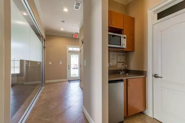 Suwanee, GA 30024,4485 Tench RD #UN1410