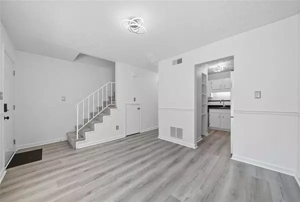 Peachtree Corners, GA 30092,6615 Sienna CT