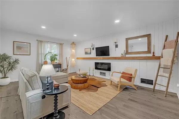 Atlanta, GA 30331,3927 Boulder Park DR SW