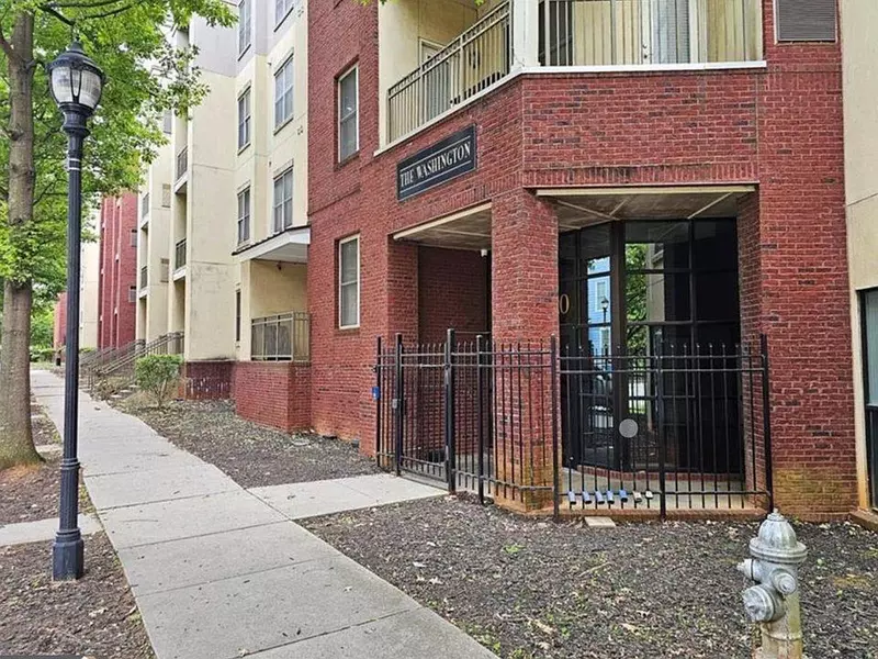 870 Mayson Turner RD NW #1209, Atlanta, GA 30314