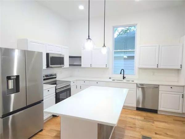 Atlanta, GA 30314,416 Andrew J Hairston ST NW