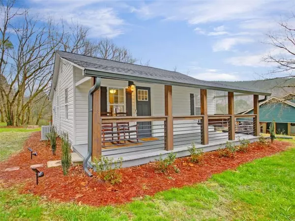 190 Old Blairsville HWY, Talking Rock, GA 30175