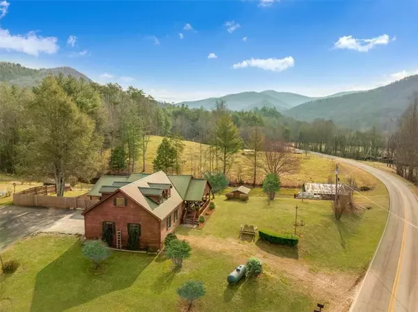 Hiawassee, GA 30546,4253 Swallows Creek RD