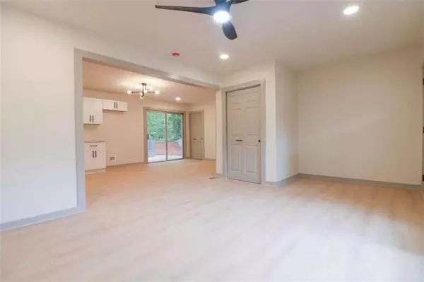 Atlanta, GA 30331,4396 Greenleaf CIR