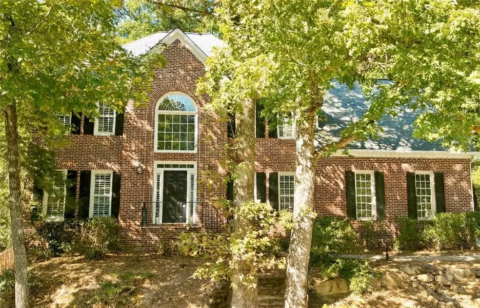 740 Dunscore CT, Roswell, GA 30075