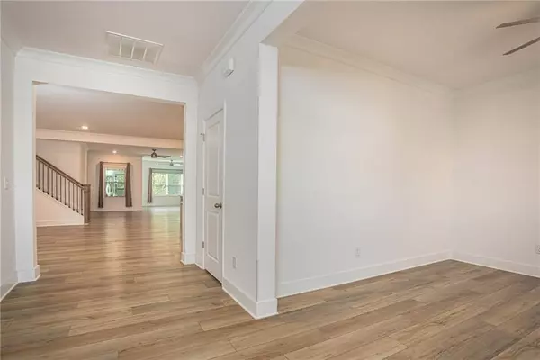 Canton, GA 30114,1528 Bedstone DR