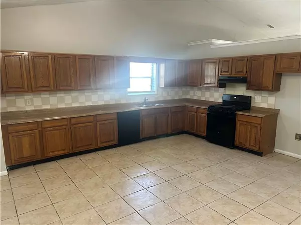 Lithonia, GA 30058,7049 Crestwood PL