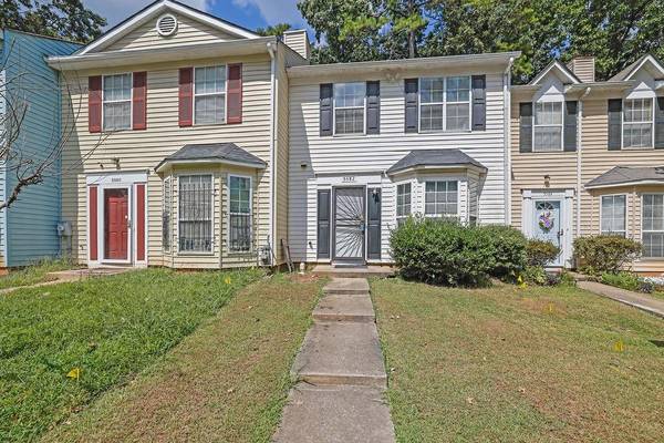 5582 Stonington Trace Pkwy, Stone Mountain, GA 30087