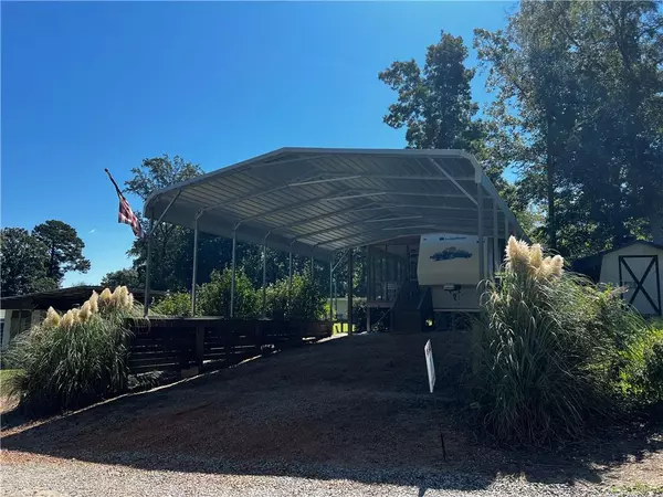 Eatonton, GA 31024,0 Oconee CIR