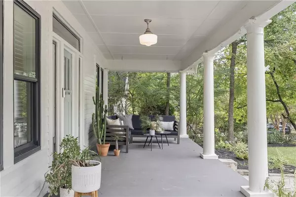 Atlanta, GA 30307,260 Mathews AVE NE