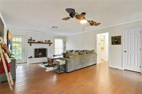 Canton, GA 30115,228 Shady LN