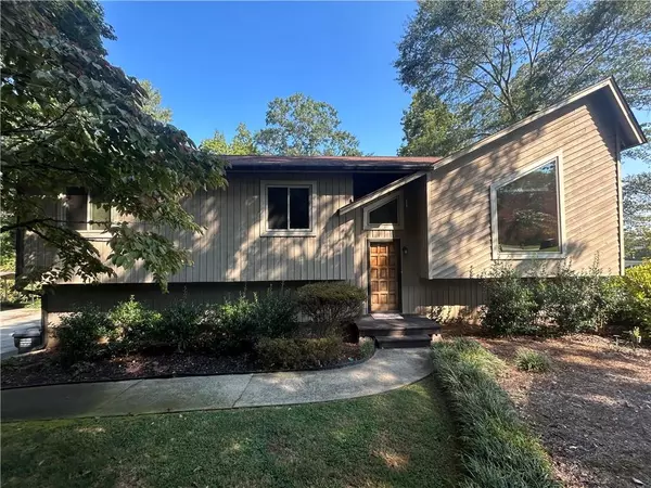 1179 Justice DR NW, Kennesaw, GA 30152
