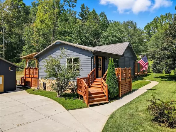 Canton, GA 30115,1104 Palm ST