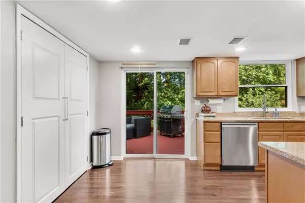 Roswell, GA 30076,500 Barrington DR W