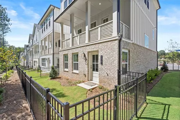 Alpharetta, GA 30022,122 Pinecone Pkwy