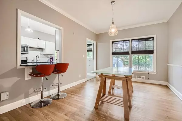 Atlanta, GA 30319,3685 Cantrell RD NE