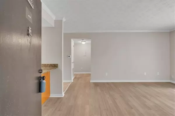 3160 Seven Pines CT ##105, Atlanta, GA 30339