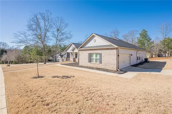 Jefferson, GA 30549,303 River Mansion DR