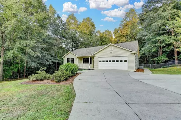 Braselton, GA 30517,880 Duck RD