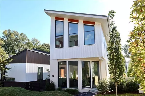 370 2nd ST, Fayetteville, GA 30214