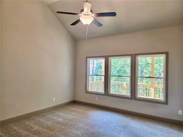 Waleska, GA 30183,122 Eagle Heart