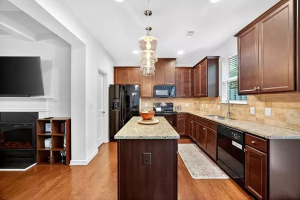 Decatur, GA 30032,3927 Fireoak DR