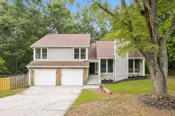5295 Kelleys Mill CIR, Stone Mountain, GA 30088