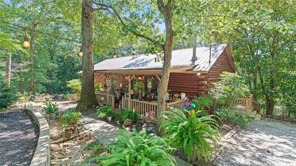 Waleska, GA 30183,520 George Gray LN