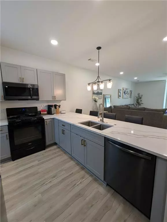 Atlanta, GA 30315,585 Mcwilliams RD SE #2605