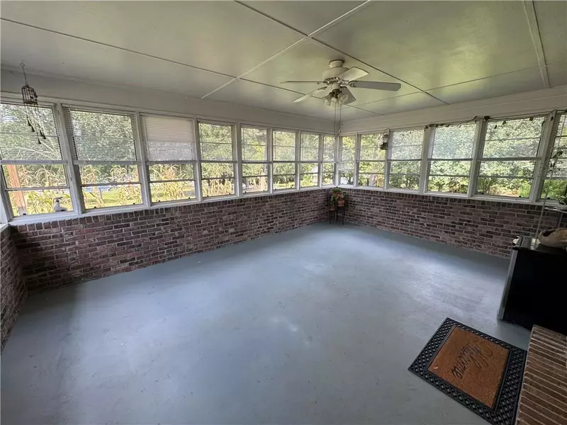 1709 Elizabeth CT SW, Conyers, GA 30094