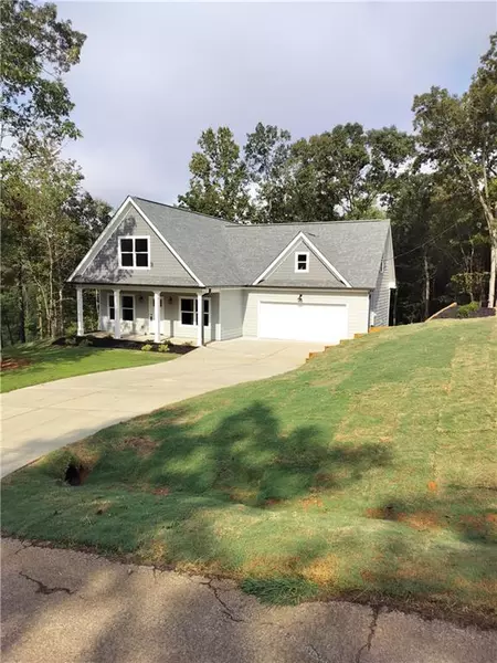 23 College Heights PL, Franklin Springs, GA 30639
