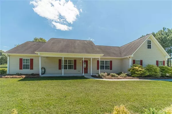 1725 Double Bridges RD, Good Hope, GA 30641