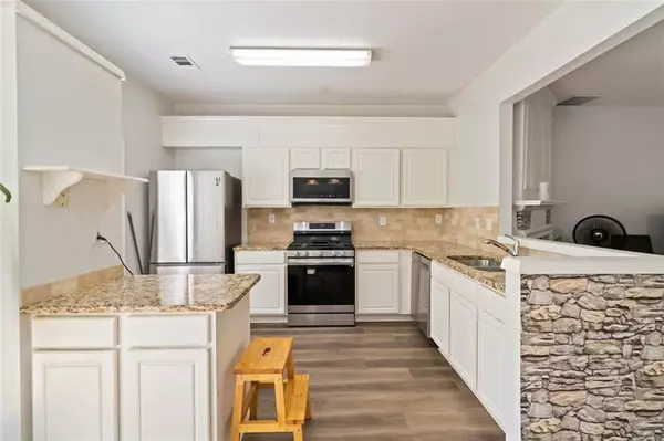 Duluth, GA 30096,3752 BERKELEY XING