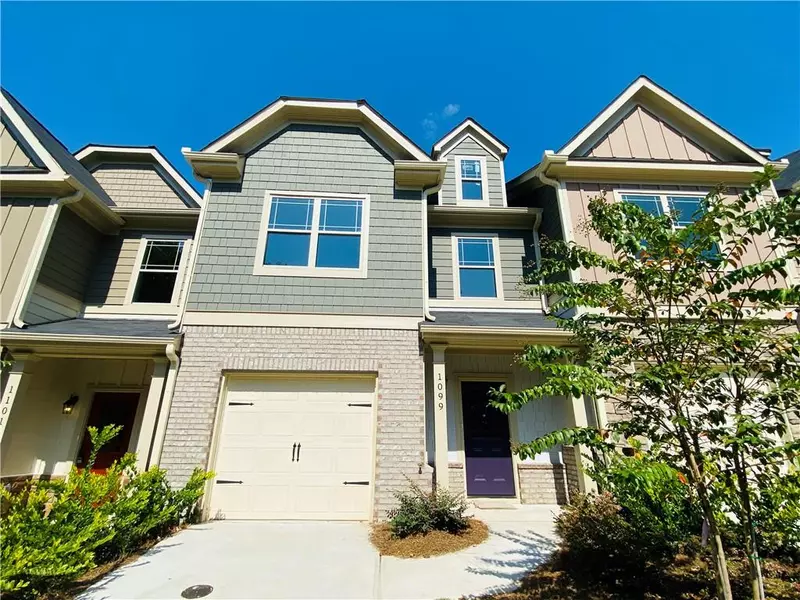 1099 North Village DR, Decatur, GA 30032