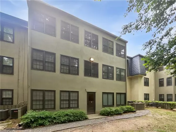 Atlanta, GA 30327,53 Monet CT NW