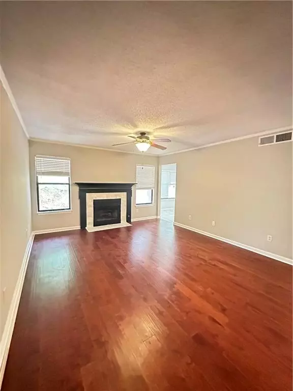 Sandy Springs, GA 30350,1515 Huntingdon Chase
