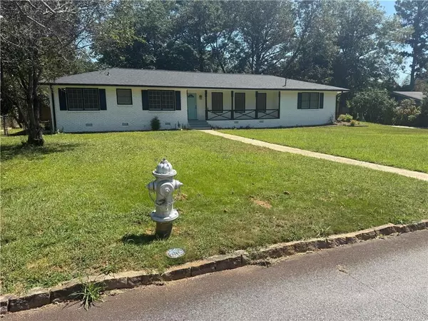 3036 Crabapple CIR, Decatur, GA 30034