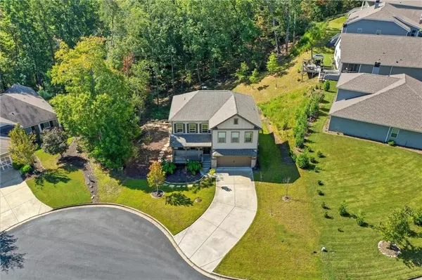 Waleska, GA 30183,724 Broken Arrow