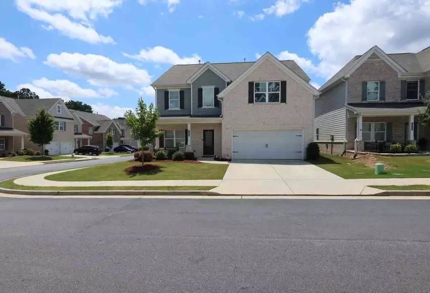 170 Clark Lake LN, Grayson, GA 30017