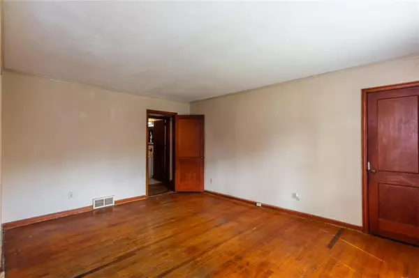 Decatur, GA 30032,2243 MARK TRL