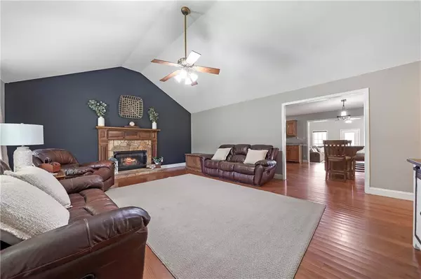 Forsyth, GA 31029,299 Colvin RD