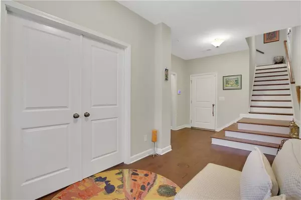 Smyrna, GA 30082,552 Micayne CIR SE #1