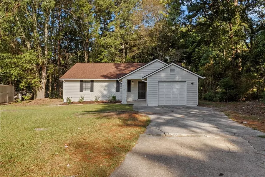 973 Chickadee CT, Riverdale, GA 30296