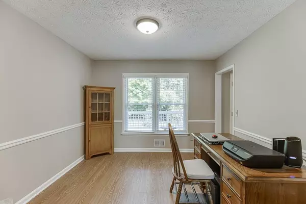 Lawrenceville, GA 30043,637 Cedar Valley TRCE