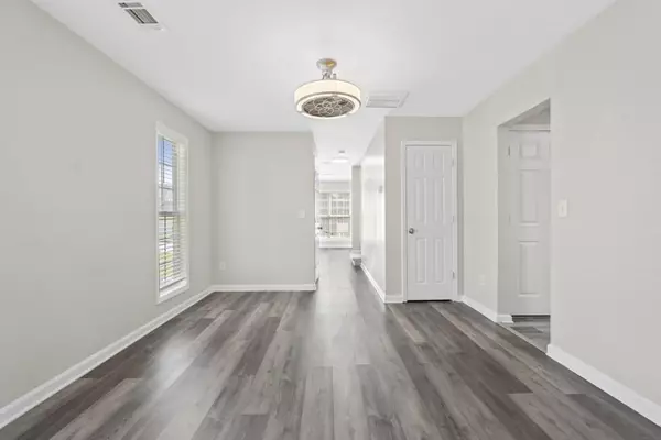 Snellville, GA 30039,3637 Oakland Spring CT