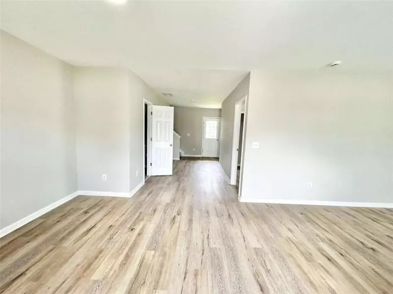 736 Wheel House LN #B, Monroe, GA 30655