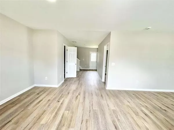 736 Wheel House LN #B, Monroe, GA 30655