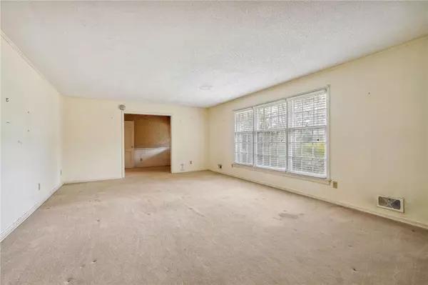 Acworth, GA 30101,5140 Lakewood DR